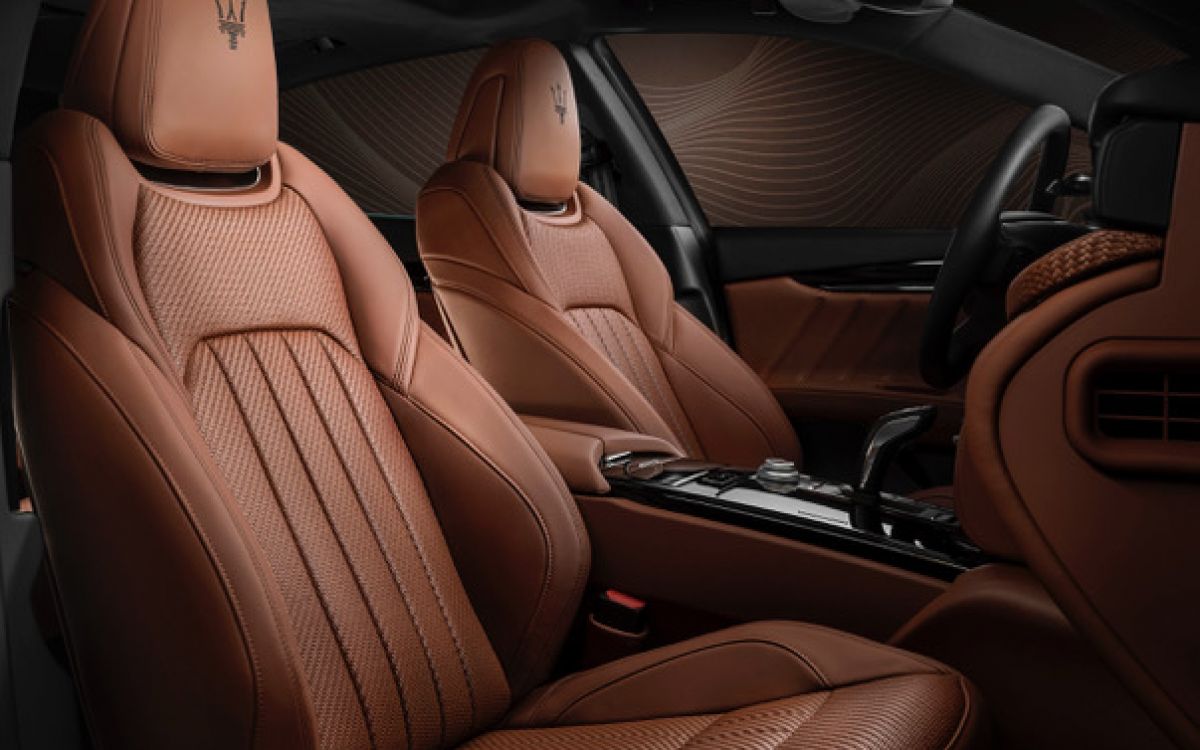 05 Maserati Quattroporte Royale - ZEGNA Pelletessuta interior