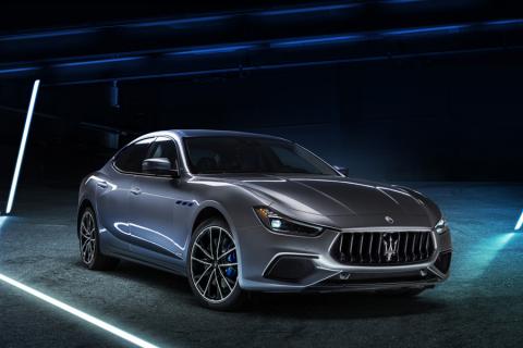 Medium-16676-MaseratiGhibliHybrid_2