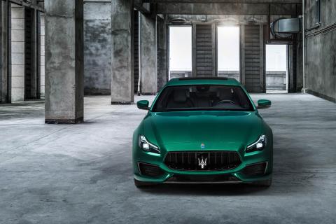 02_Maserati_Quattroporte_Trofeo