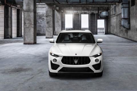09_Maserati_Levante_Trofeo