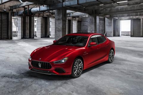 17_Maserati_Ghibli_Trofeo