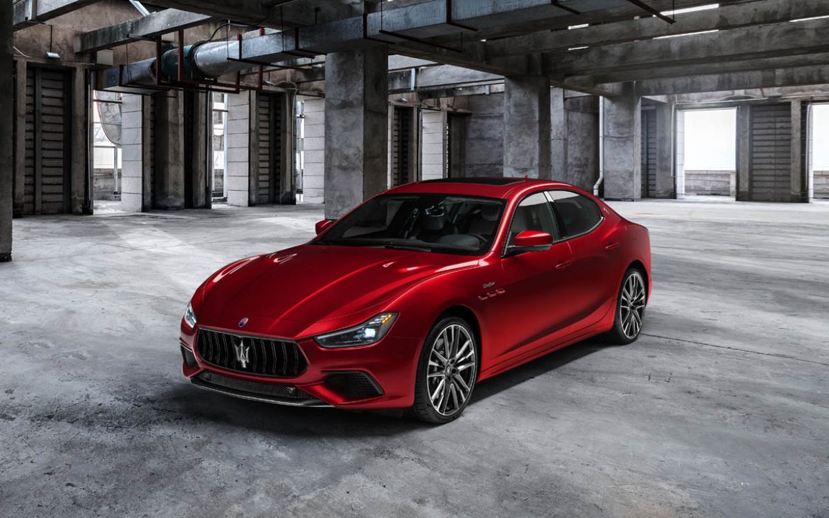 17_Maserati_Ghibli_Trofeo
